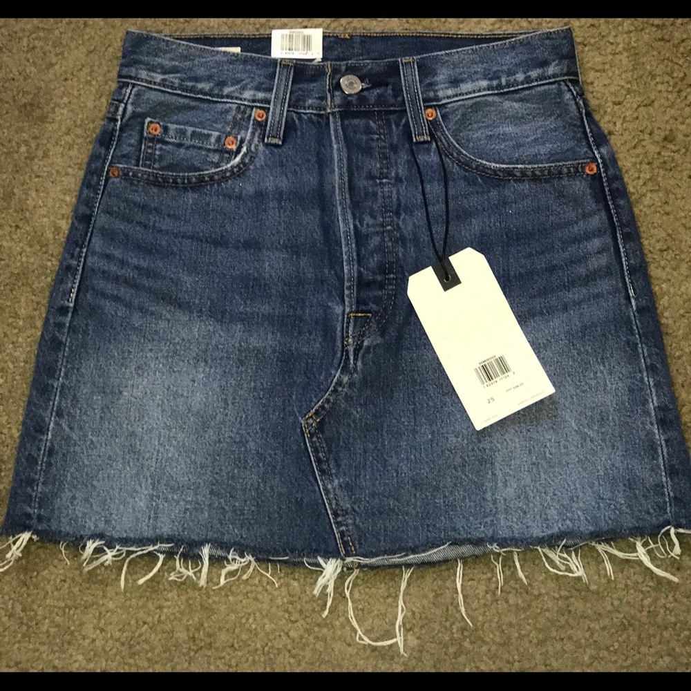Levi’s skirt